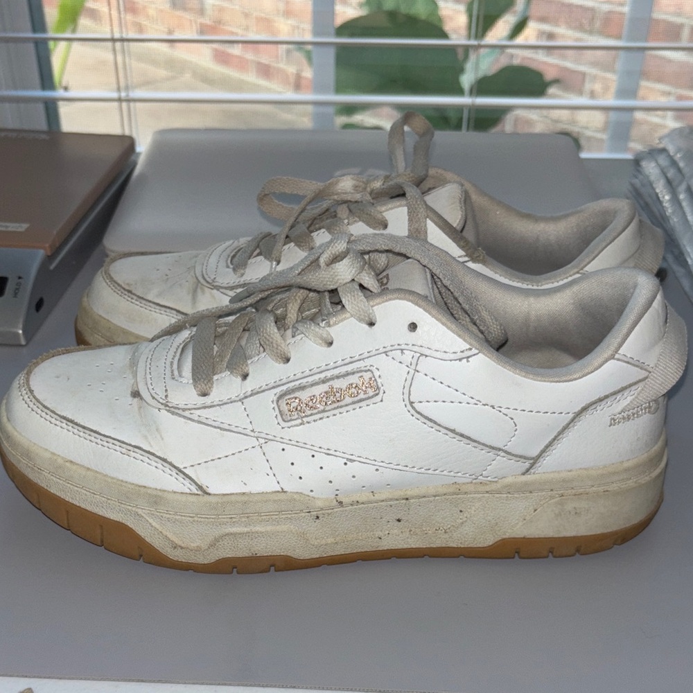Reebok Low top sneakers comfortable ortholite insole boho indie athletic